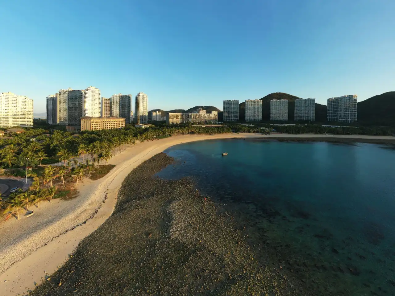 重庆安云途钢制文件柜承重标准与结构工艺解析
